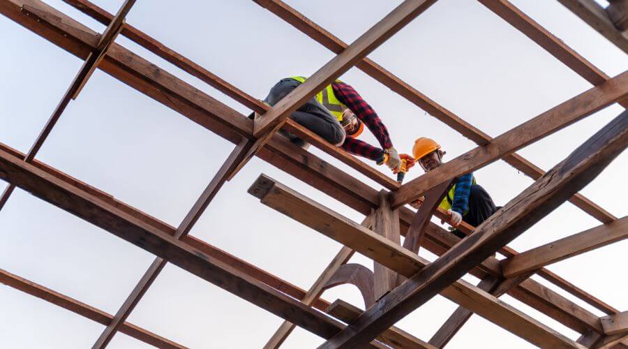 Professional gutter cleaning services in Bonsall, CA